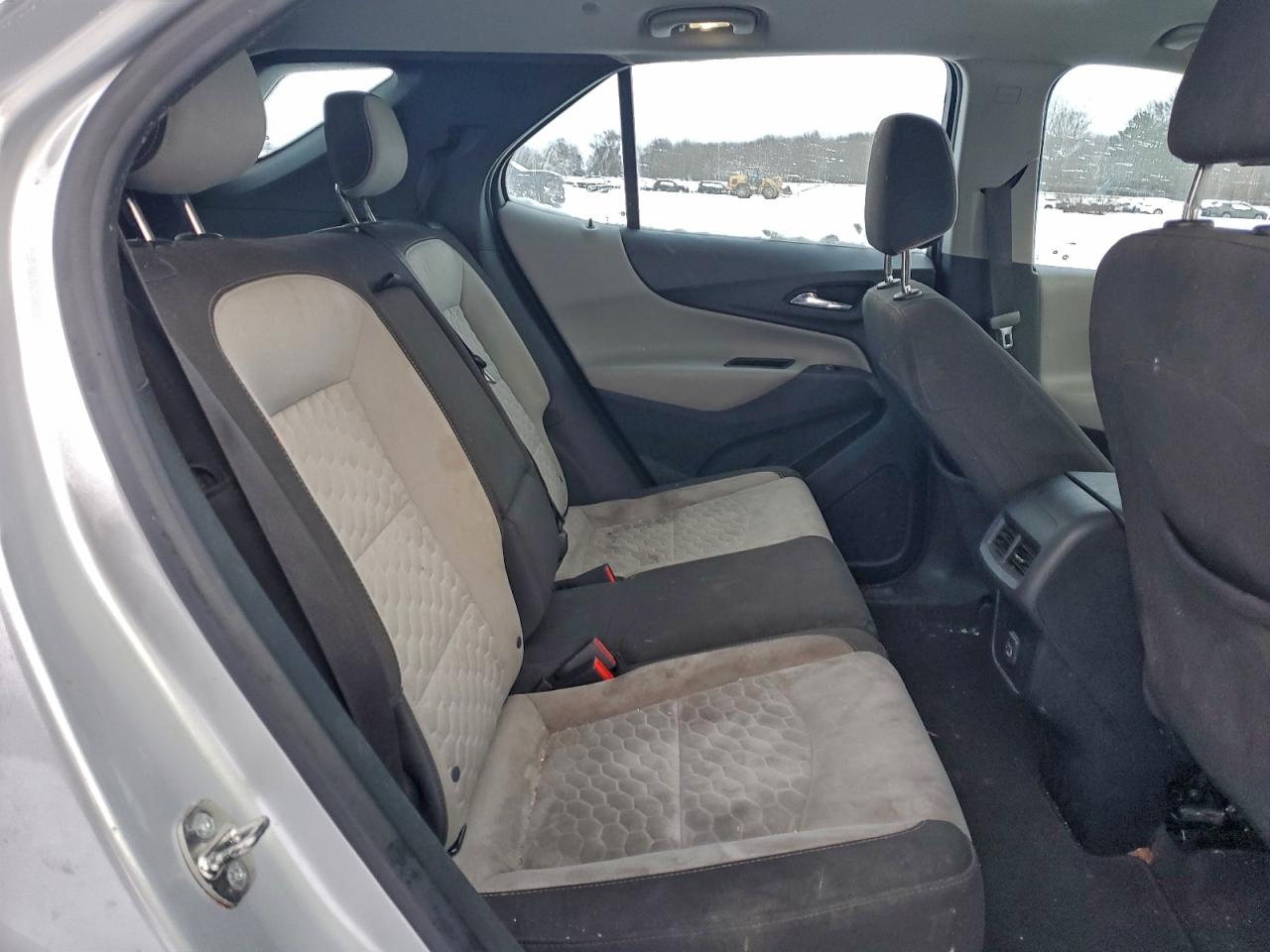 2020 CHEVROLET EQUINOX LS photo 11