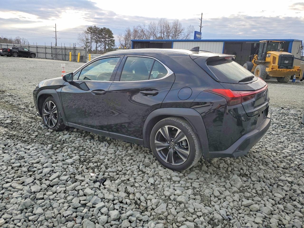 2019 LEXUS UX 200 photo 2