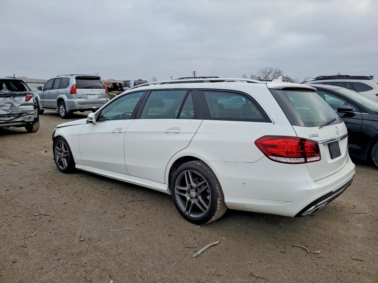 2016 MERCEDES-BENZ E 350 4MATIC WAGON photo 2