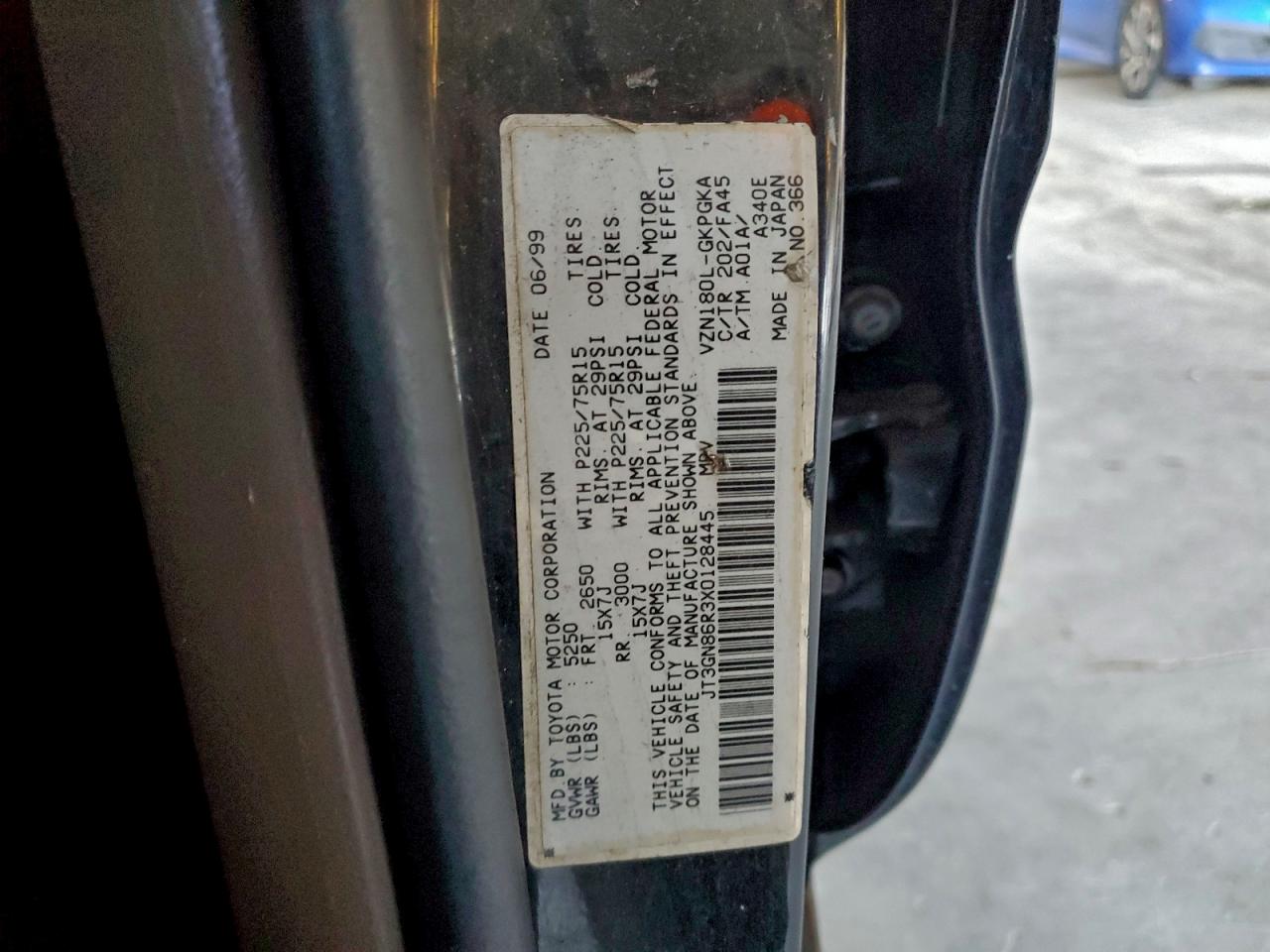 1999 TOYOTA 4RUNNER SR5 photo 13