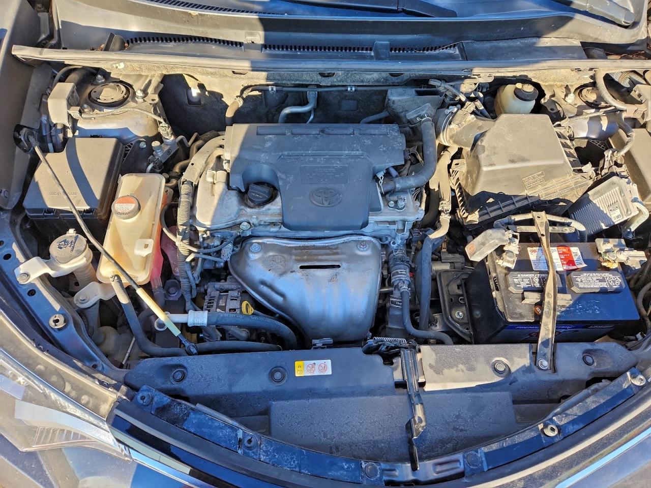 2016 TOYOTA RAV4 XLE photo 12
