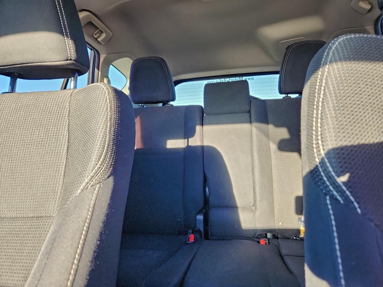 2016 TOYOTA RAV4 XLE photo 10