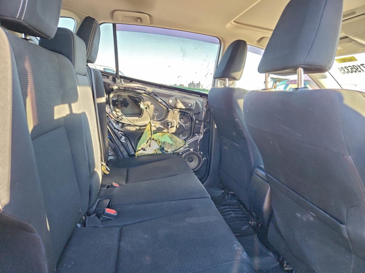 2016 TOYOTA RAV4 XLE photo 11