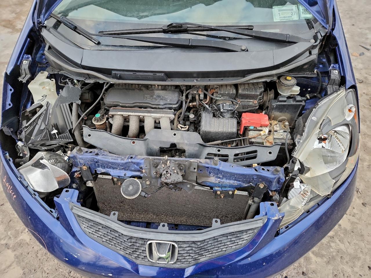 2013 HONDA FIT photo 11