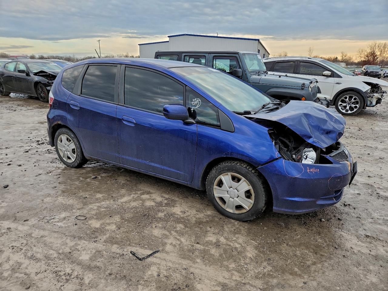 2013 HONDA FIT photo 4