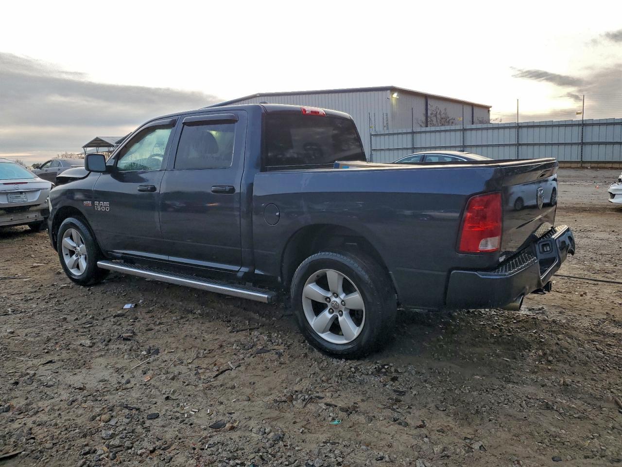 2013 RAM 1500 ST photo 2