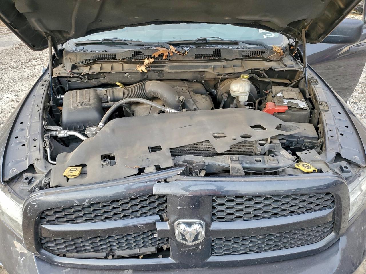 2013 RAM 1500 ST photo 11