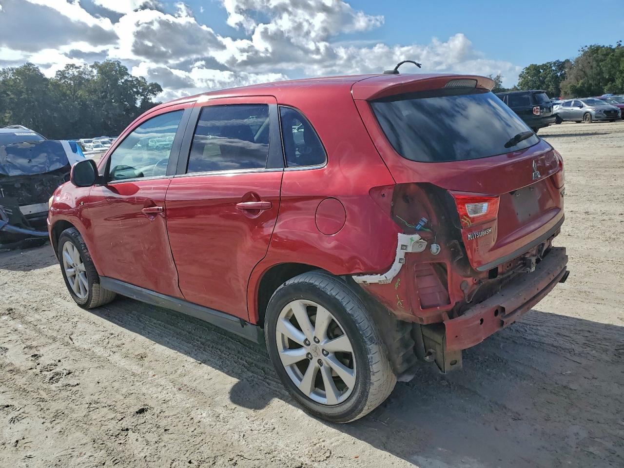 2014 MITSUBISHI OUTLANDER SPORT SE photo 2