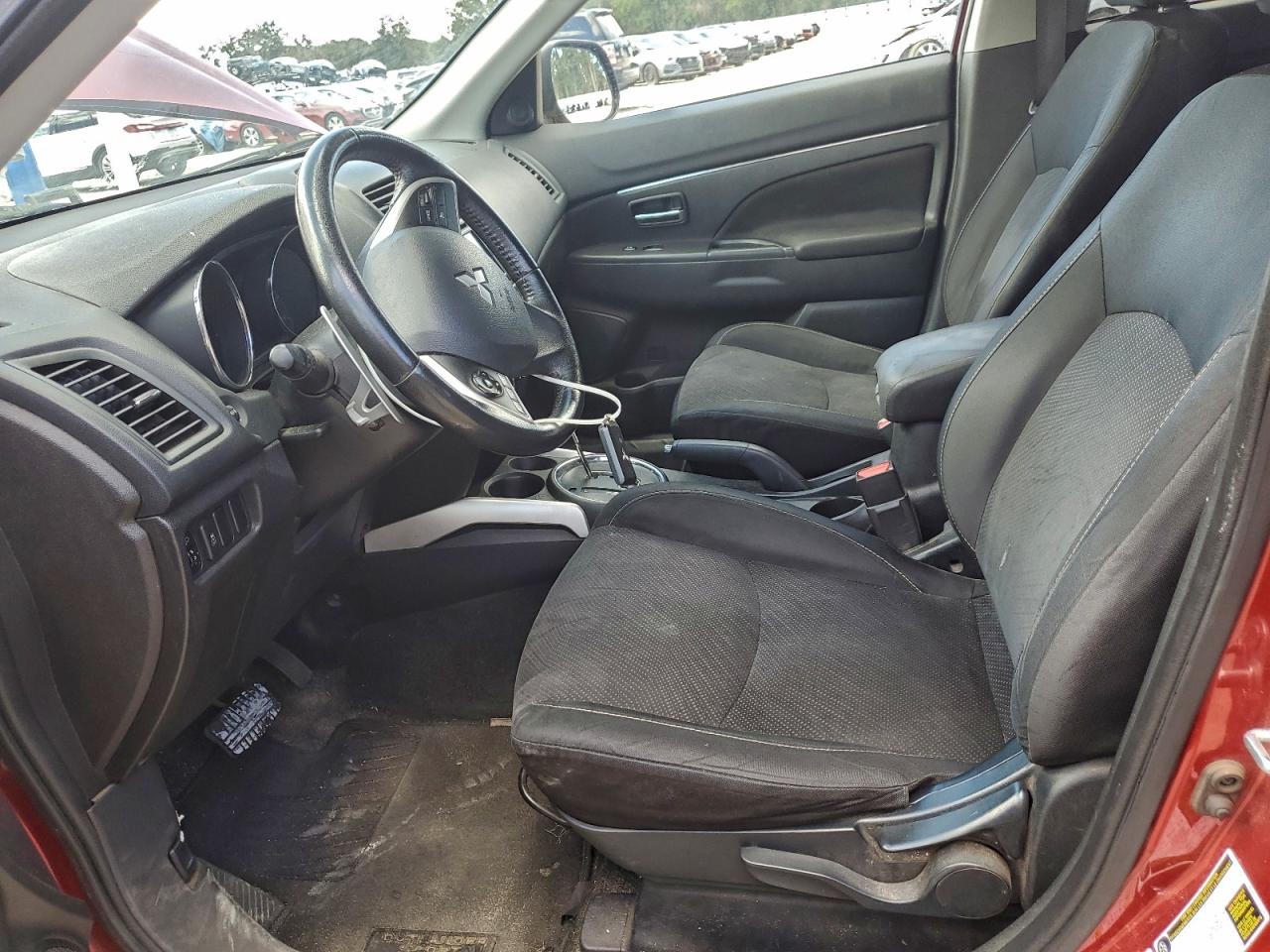 2014 MITSUBISHI OUTLANDER SPORT SE photo 7