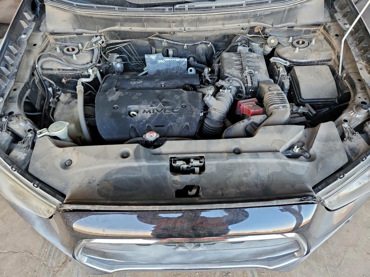 2014 MITSUBISHI OUTLANDER SPORT ES photo 12