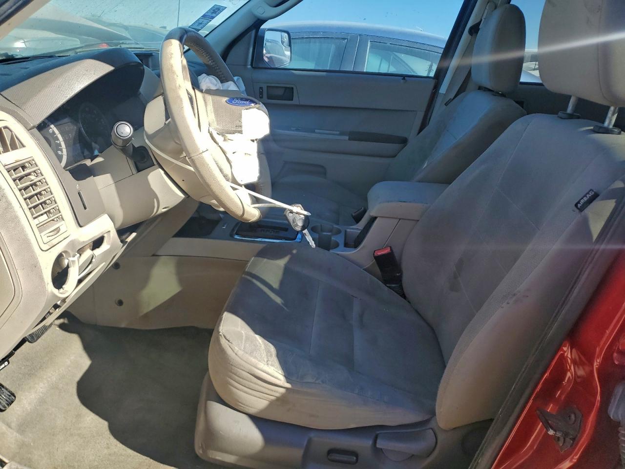 2012 FORD ESCAPE XLT photo 7