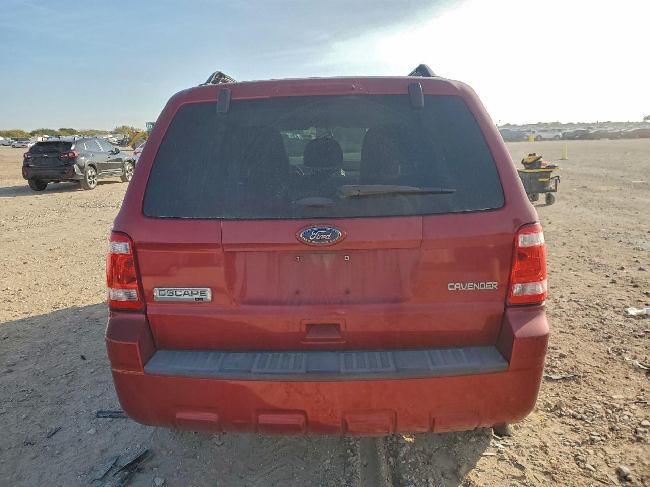 2012 FORD ESCAPE XLT photo 6