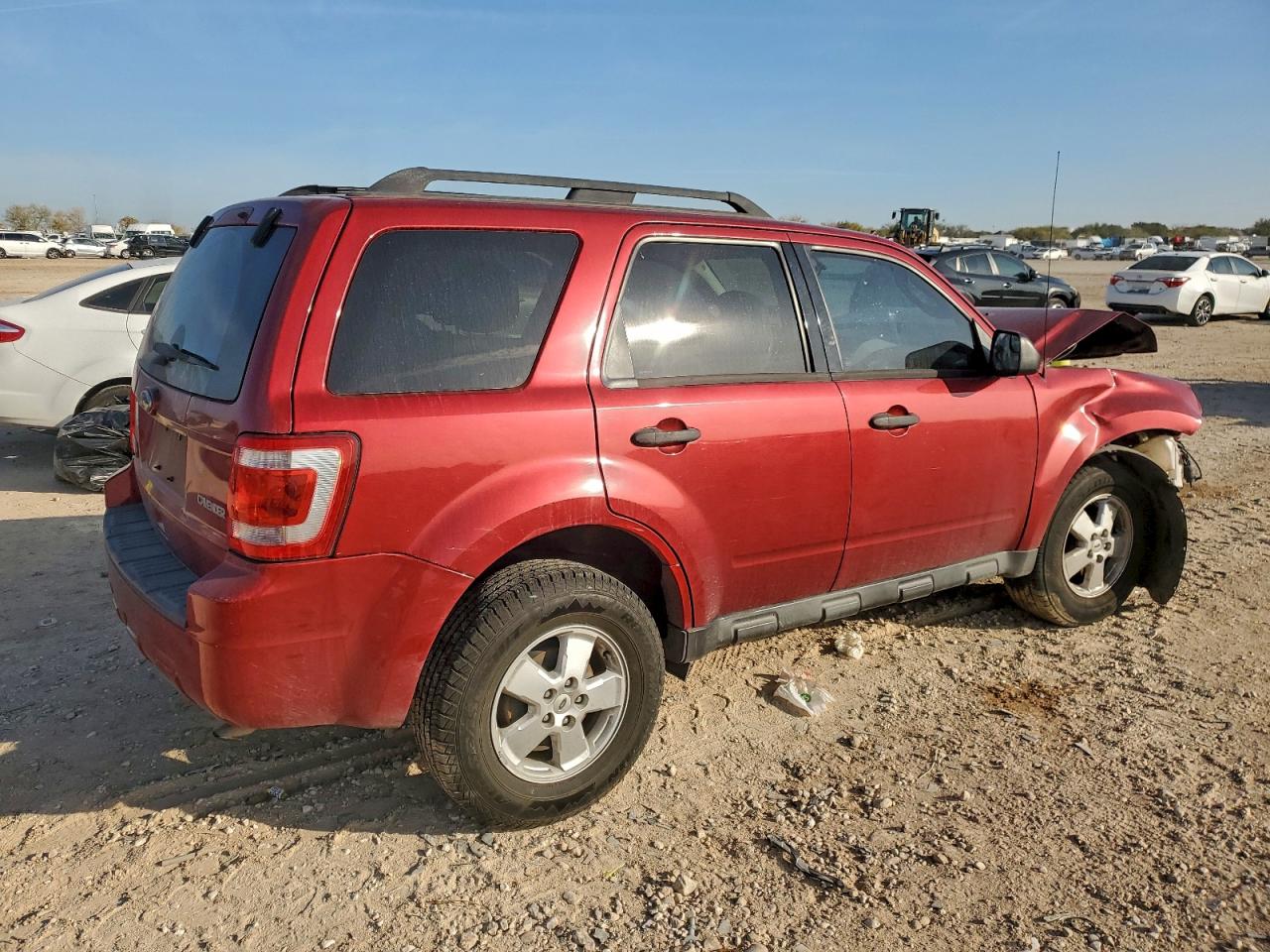 2012 FORD ESCAPE XLT photo 3
