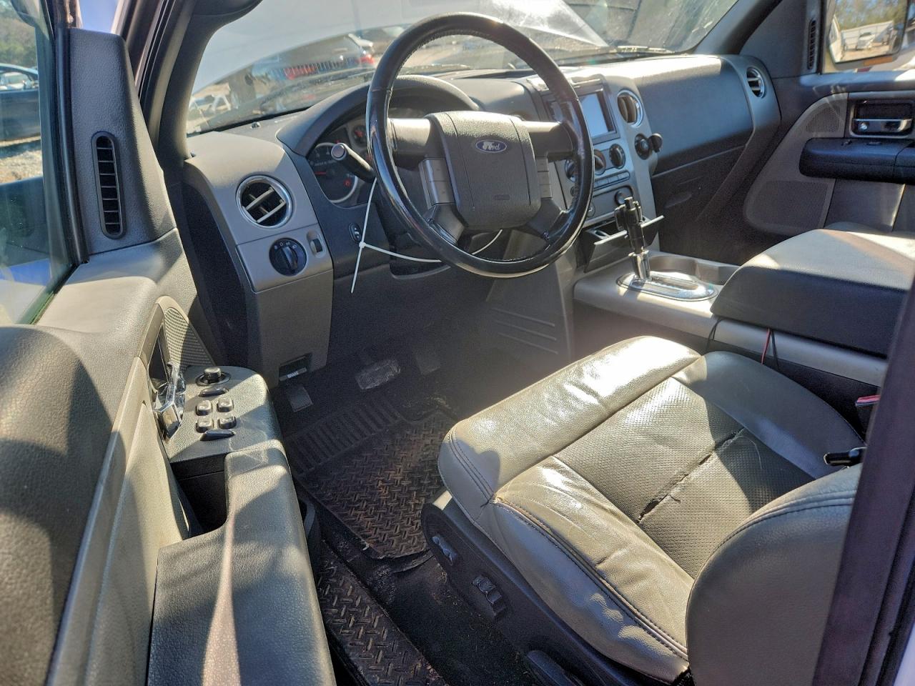 2004 FORD F150 photo 8