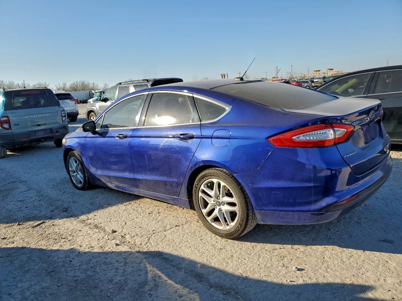 2016 FORD FUSION SE photo 2