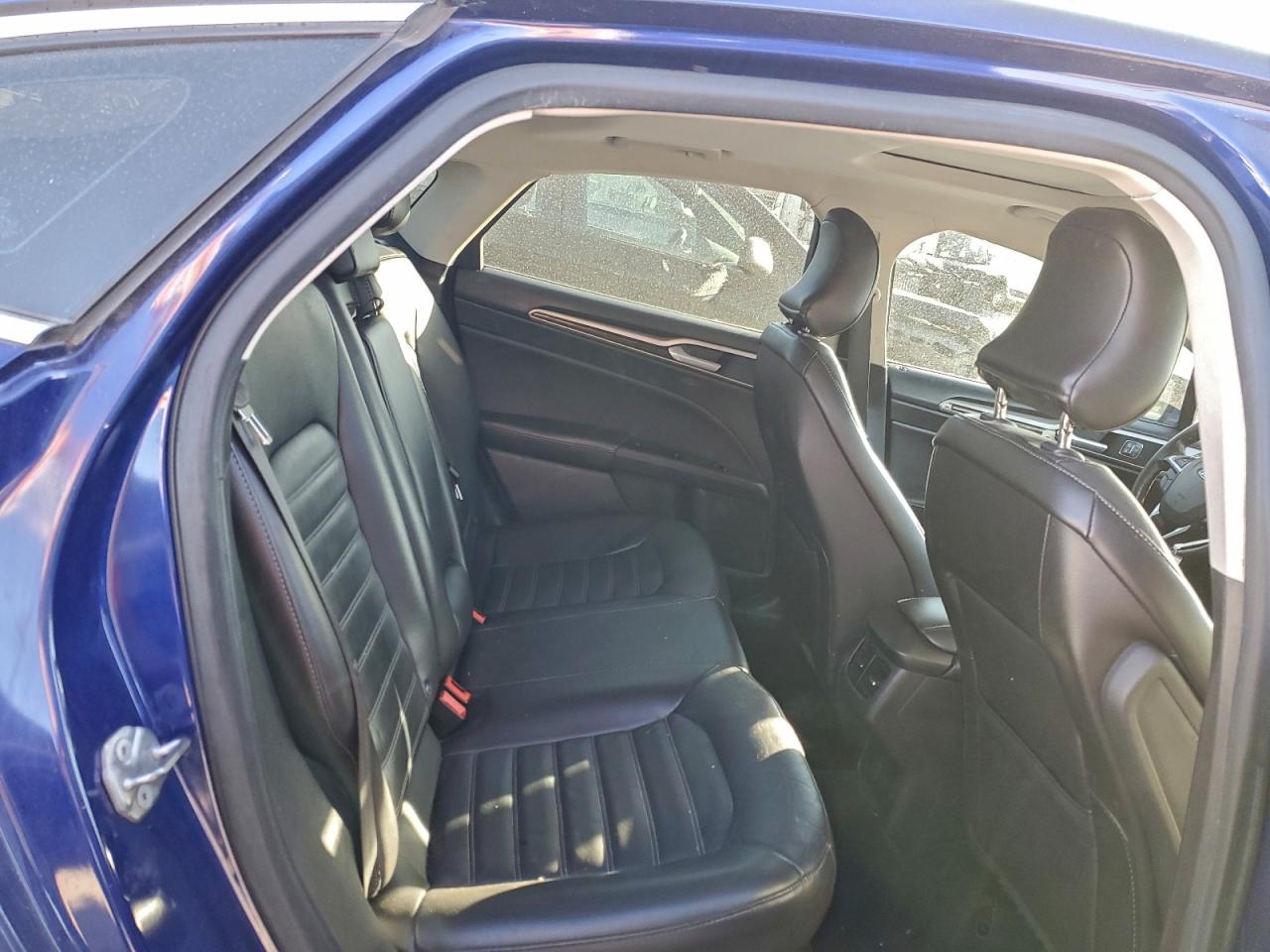 2016 FORD FUSION SE photo 10