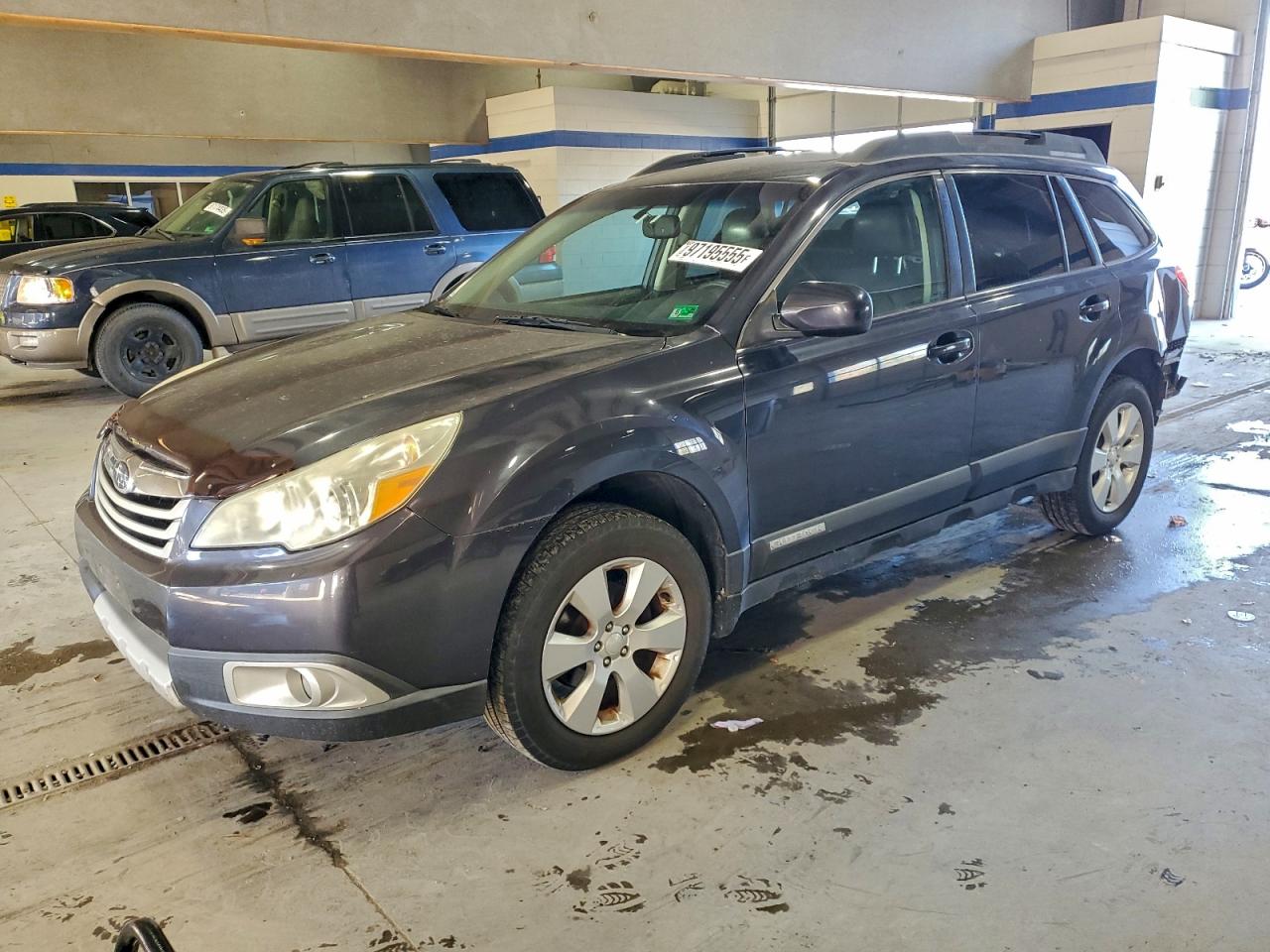 2011 SUBARU OUTBACK