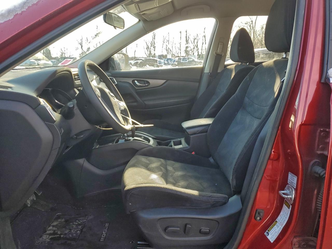 2014 NISSAN ROGUE S photo 7