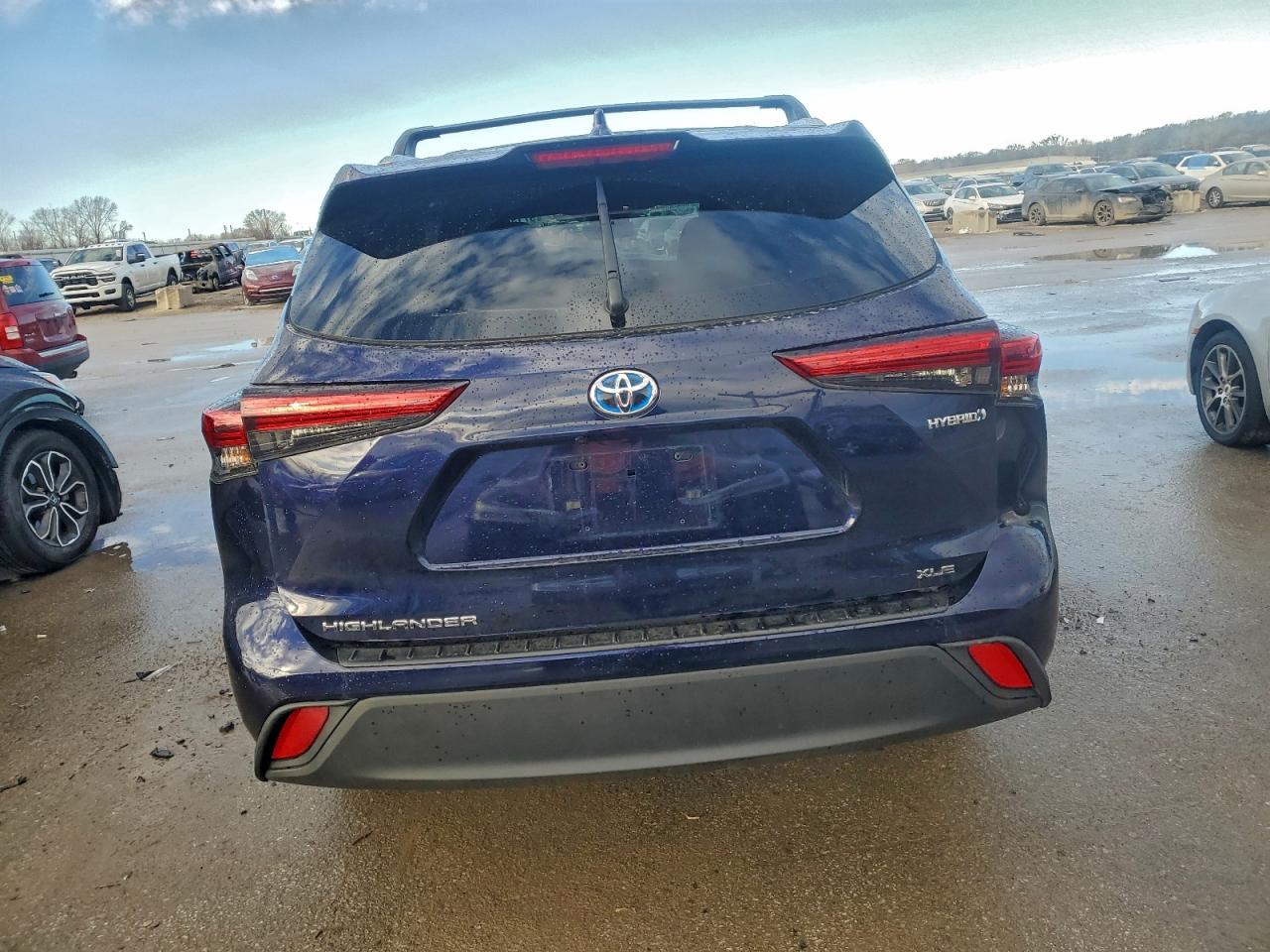2023 TOYOTA HIGHLANDER photo 6