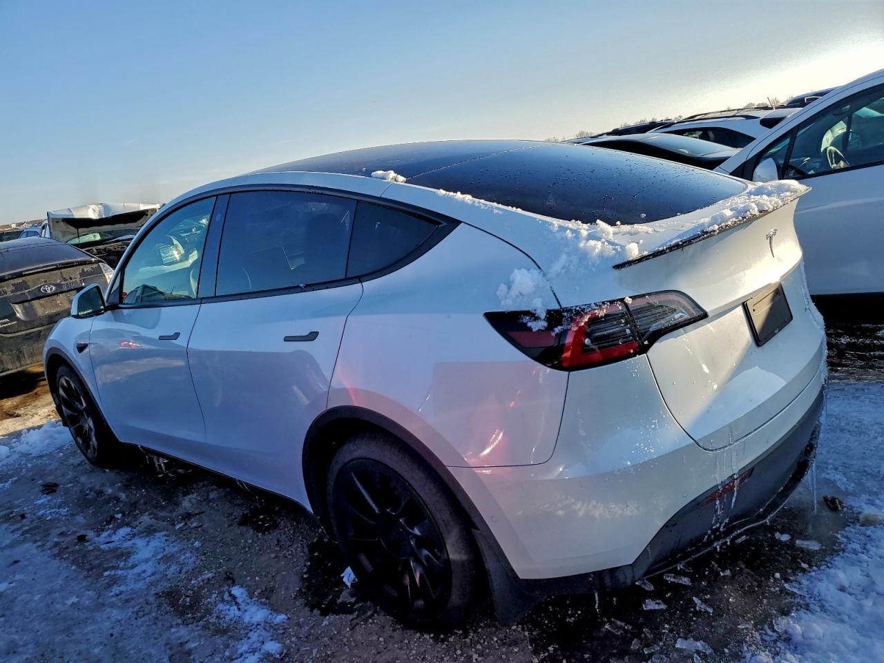 2021 TESLA MODEL Y photo 2