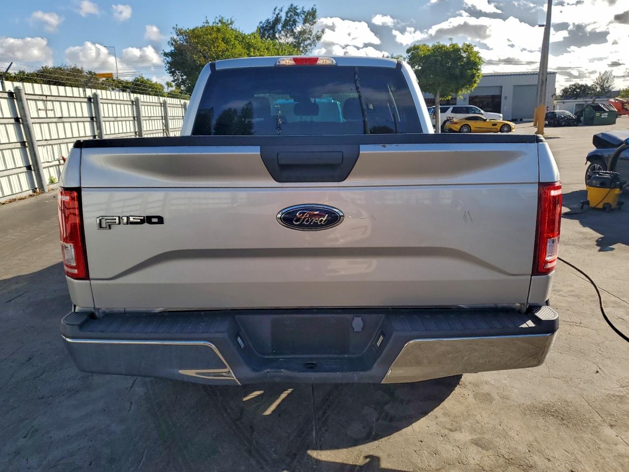 2015 FORD F150 SUPERCREW photo 6