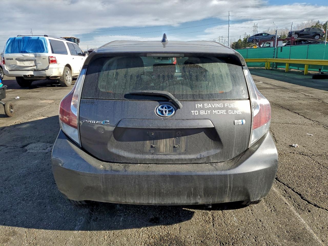 2015 TOYOTA PRIUS C photo 6