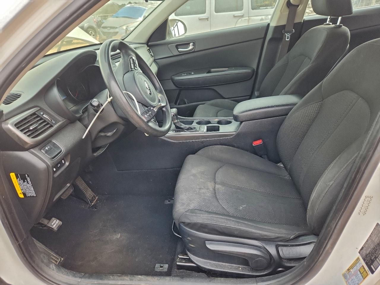 2017 KIA OPTIMA LX photo 7