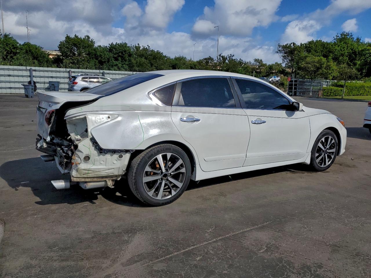 2017 NISSAN ALTIMA 2.5 photo 3