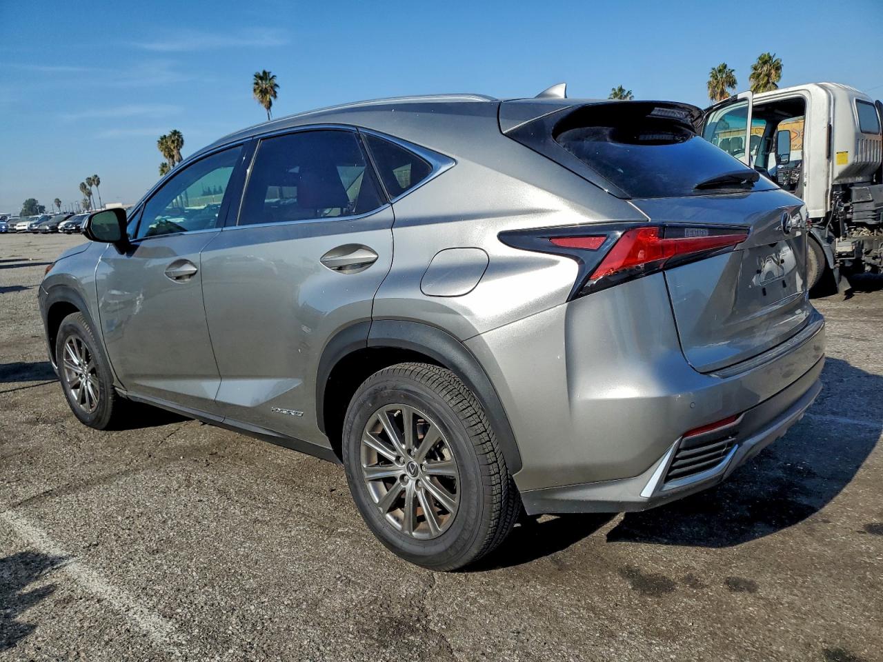 2020 LEXUS NX 300H photo 2