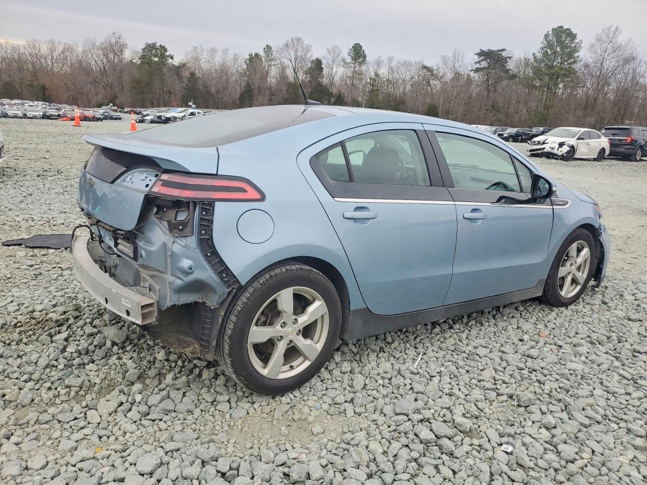 2014 CHEVROLET VOLT photo 3