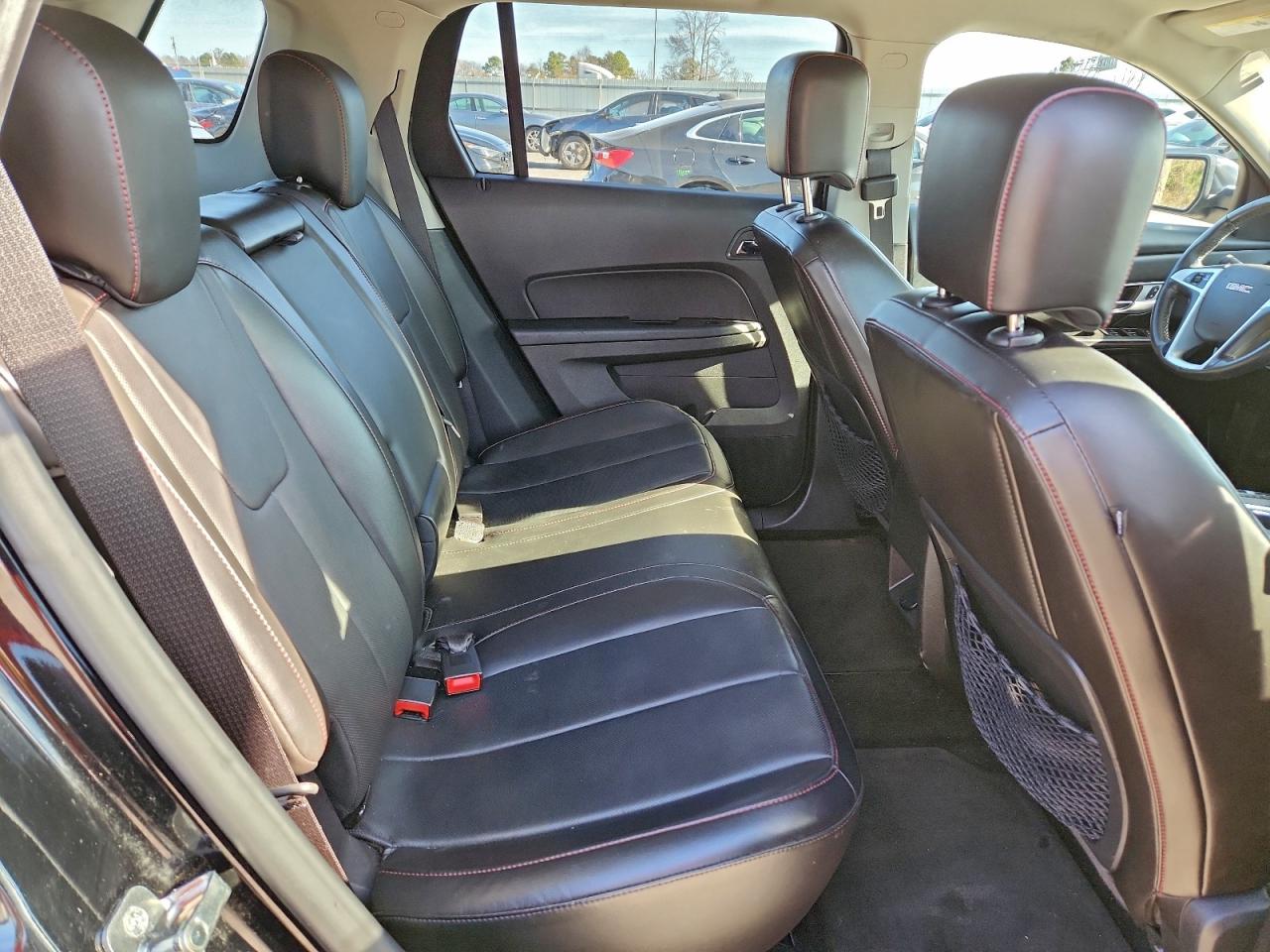 2015 GMC TERRAIN SLT photo 10