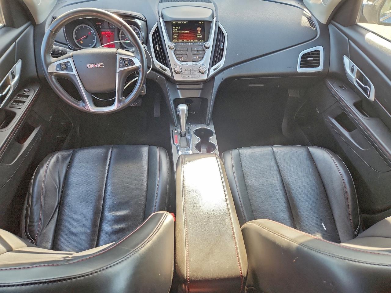 2015 GMC TERRAIN SLT photo 8
