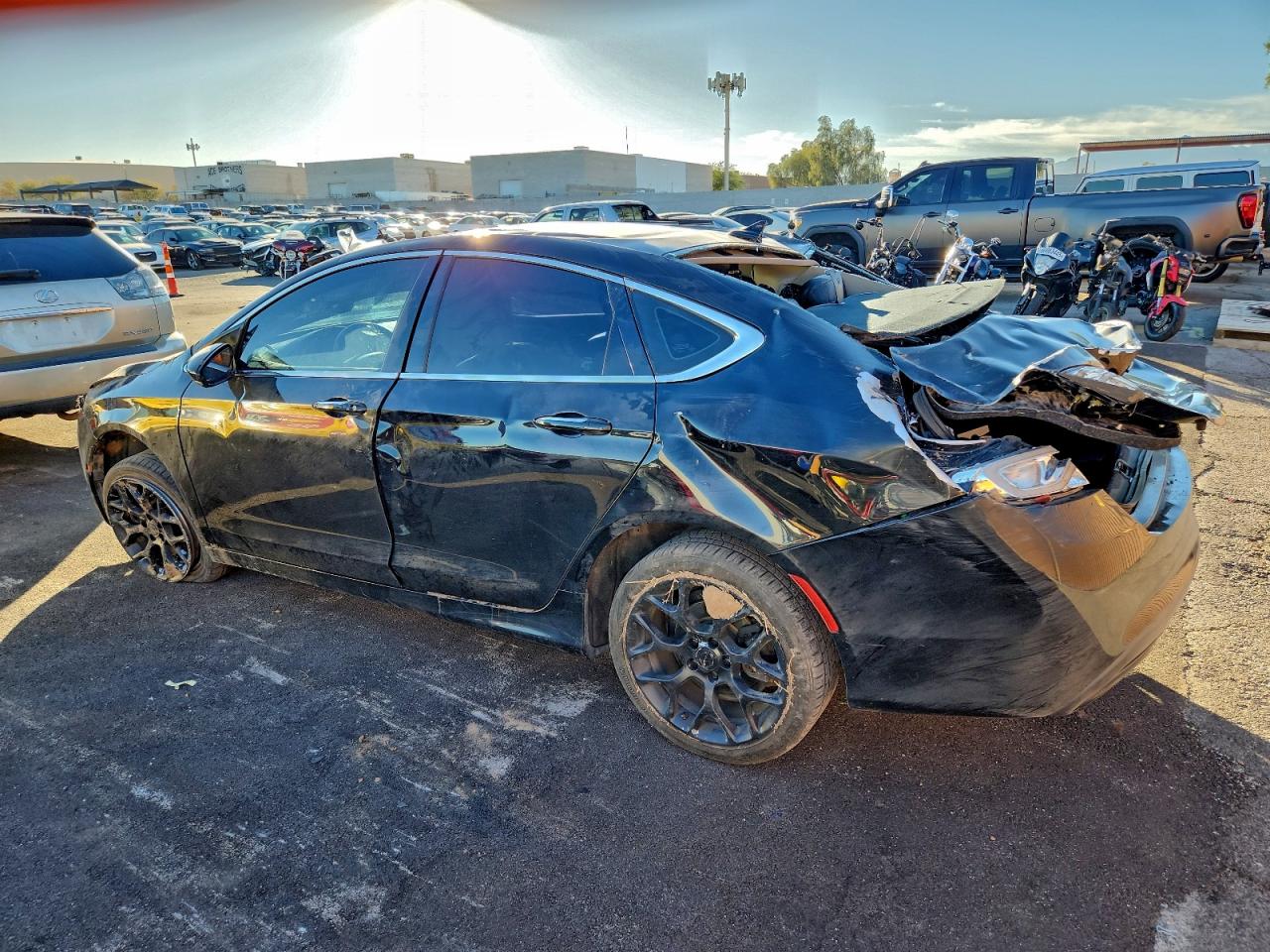 2015 CHRYSLER 200 C photo 2