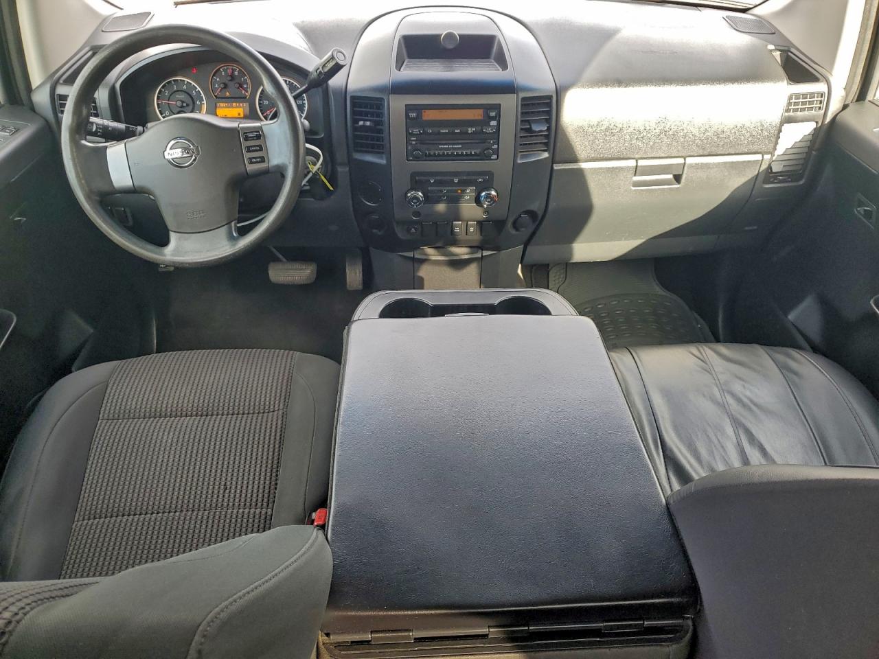 2010 NISSAN TITAN XE photo 8