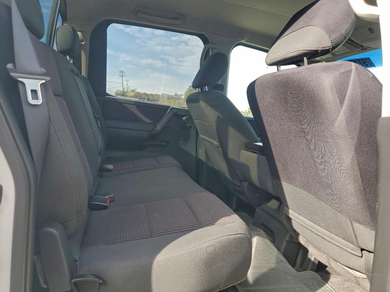 2010 NISSAN TITAN XE photo 10