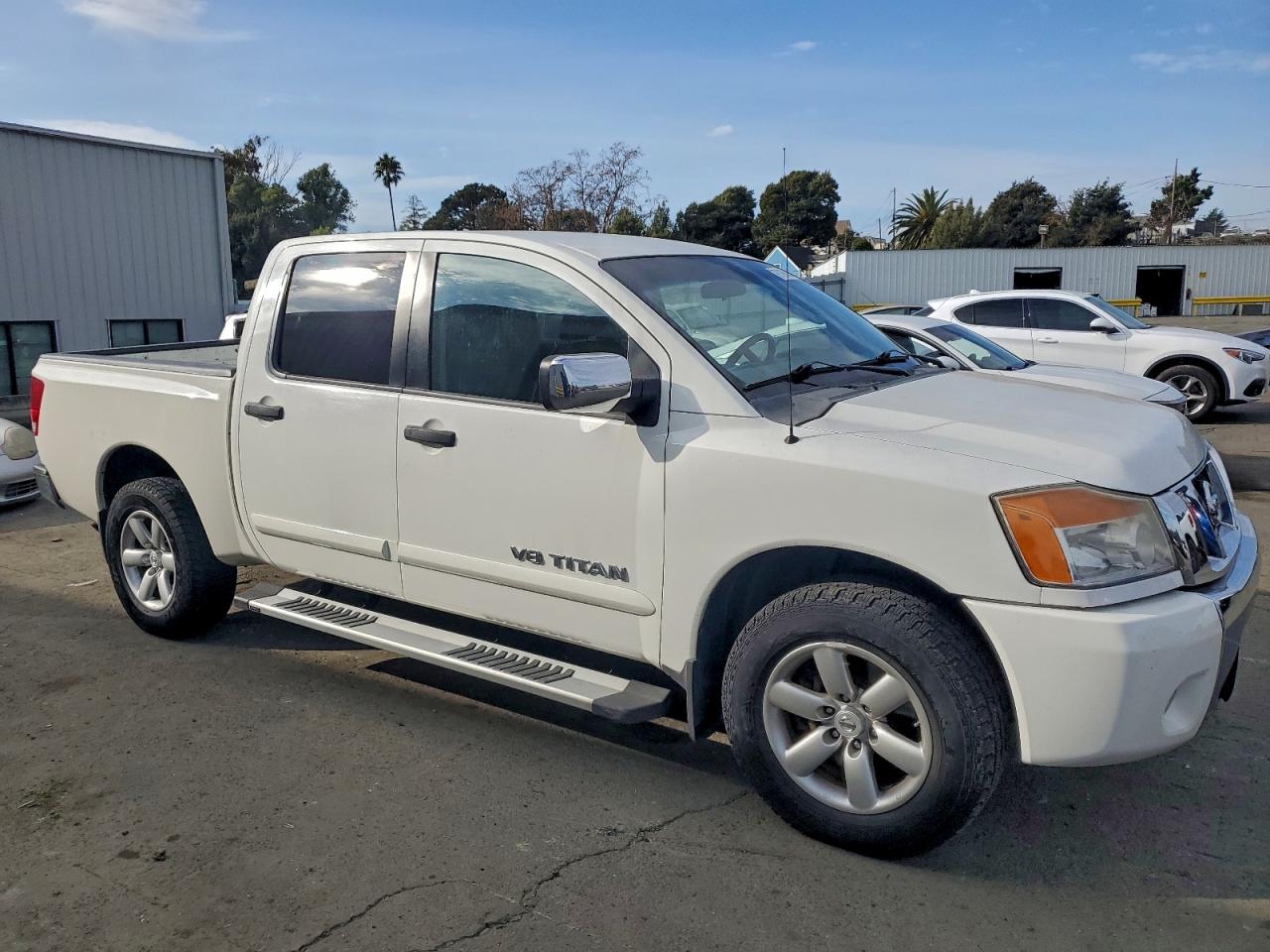 2010 NISSAN TITAN XE photo 4
