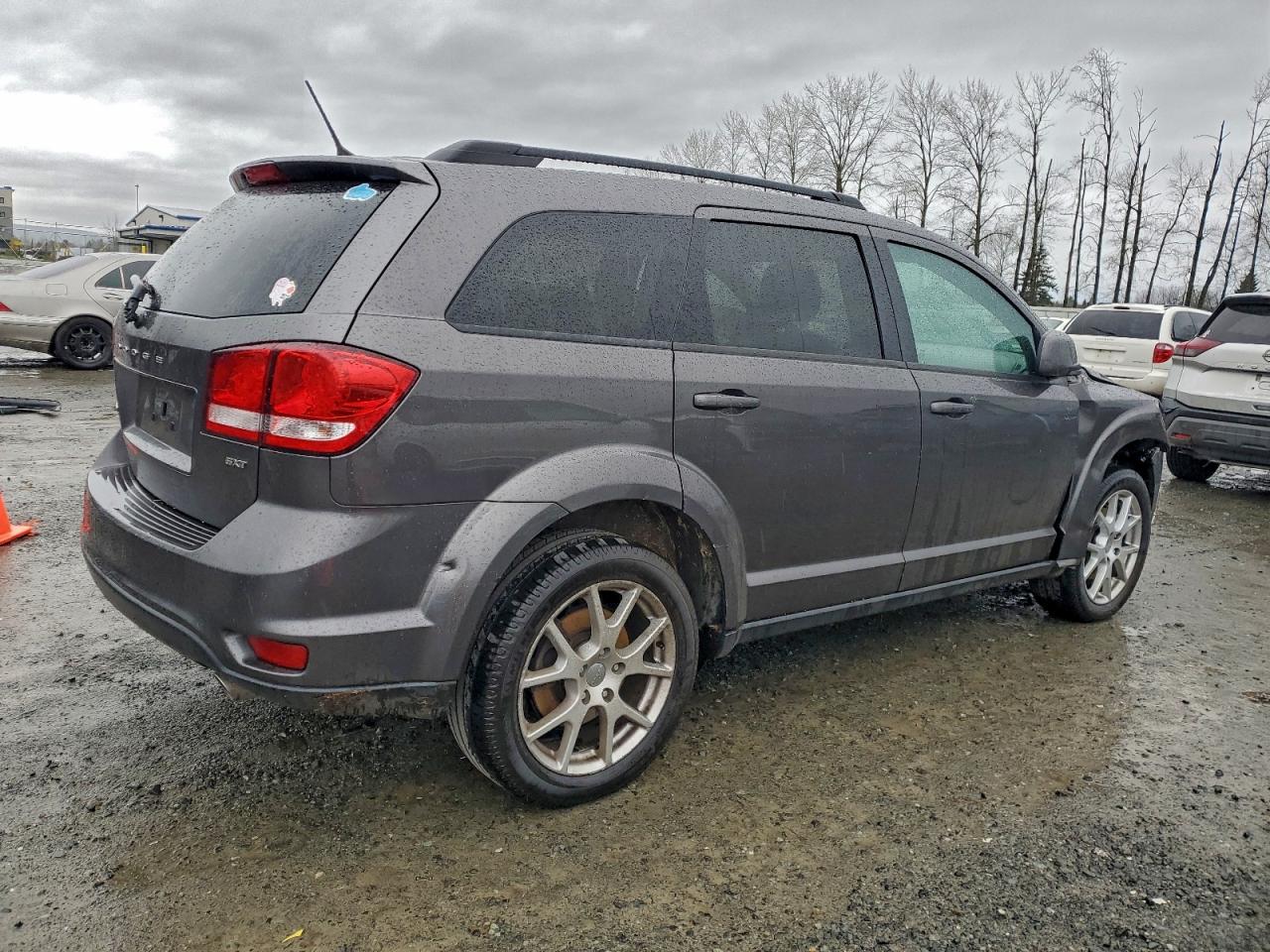 2017 DODGE JOURNEY SXT photo 3