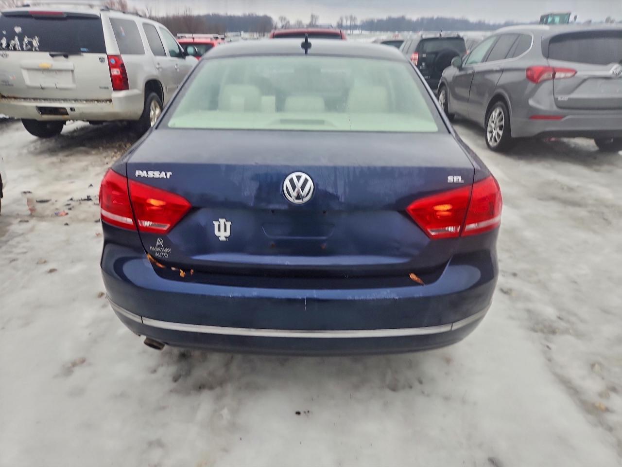 2012 VOLKSWAGEN PASSAT SEL photo 6