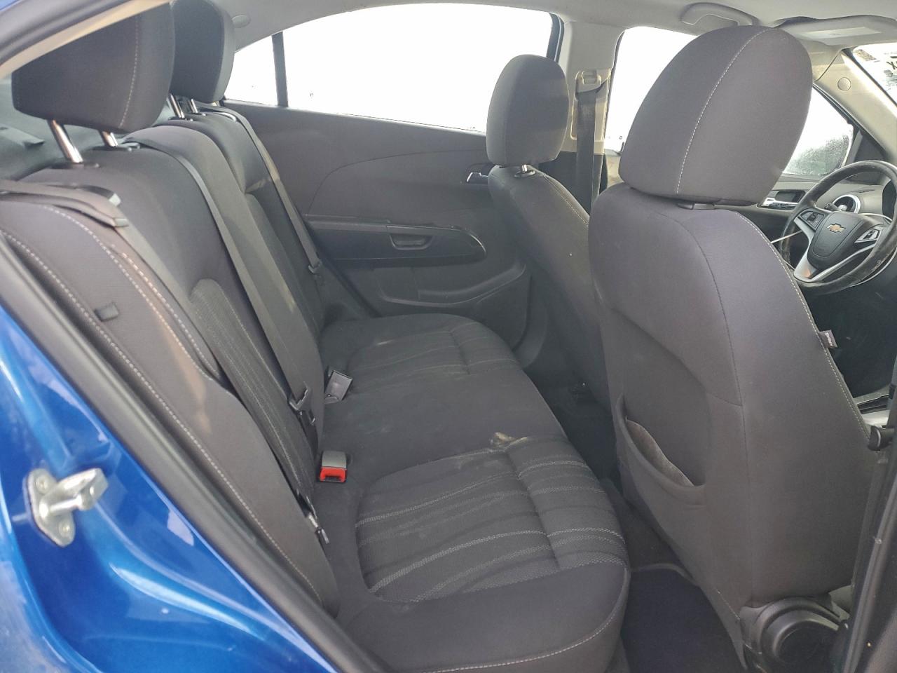 2017 CHEVROLET SONIC LT photo 10
