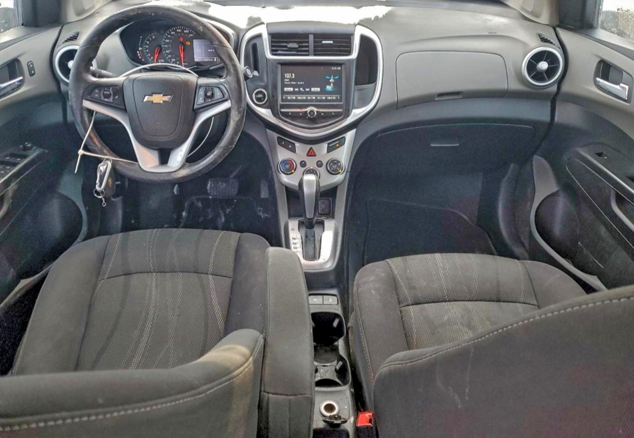 2017 CHEVROLET SONIC LT photo 8