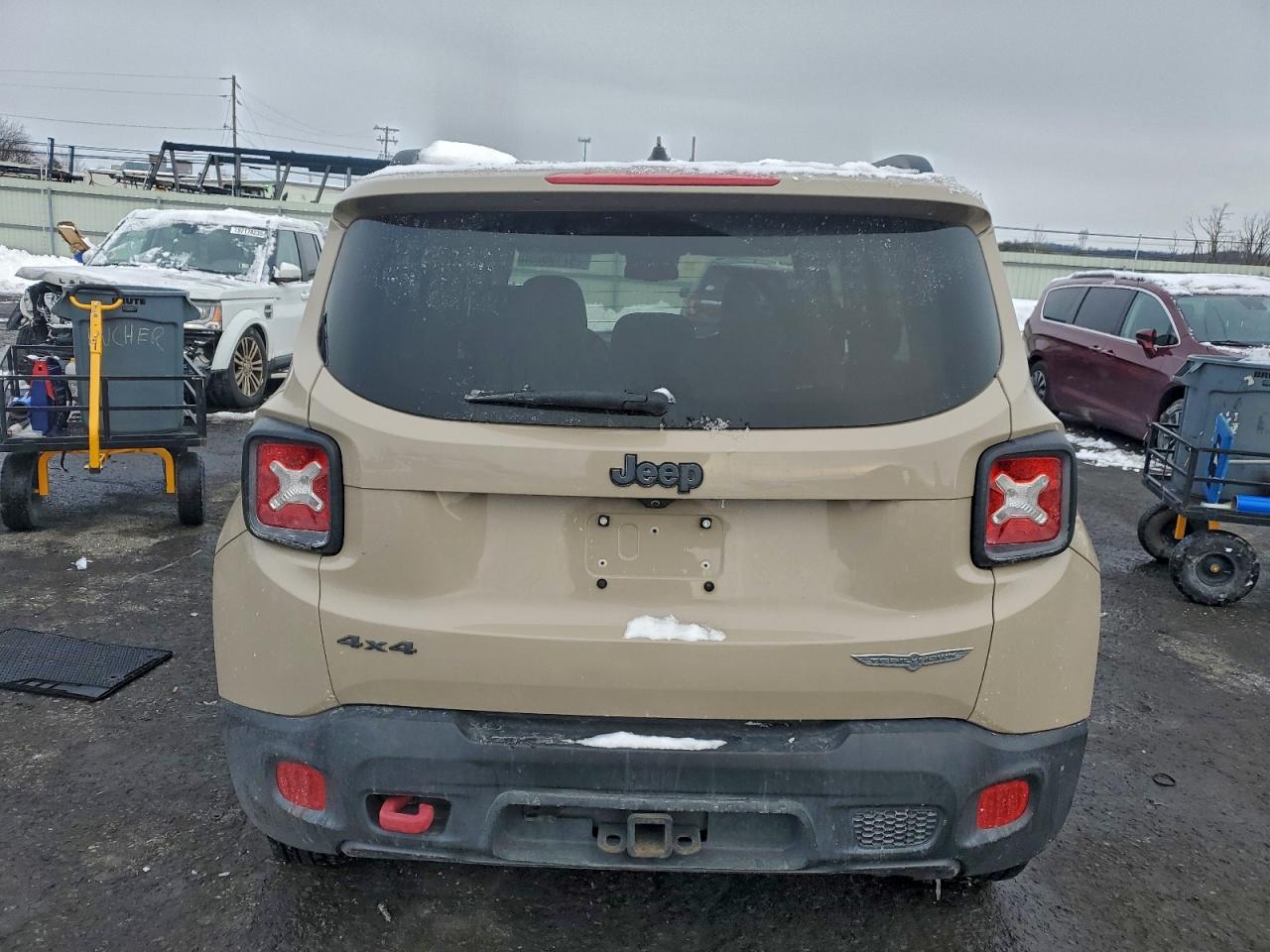 2017 JEEP RENEGADE TRAILHAWK photo 6