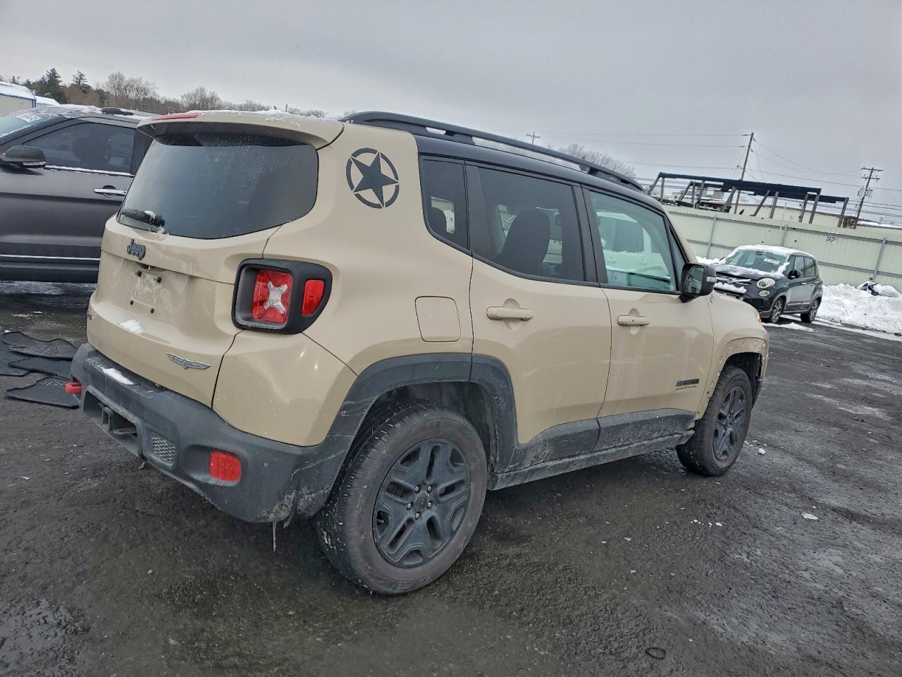2017 JEEP RENEGADE TRAILHAWK photo 3