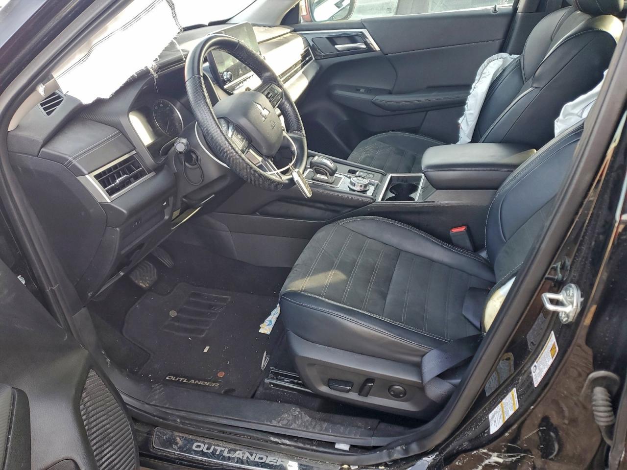 2024 MITSUBISHI OUTLANDER SE photo 7