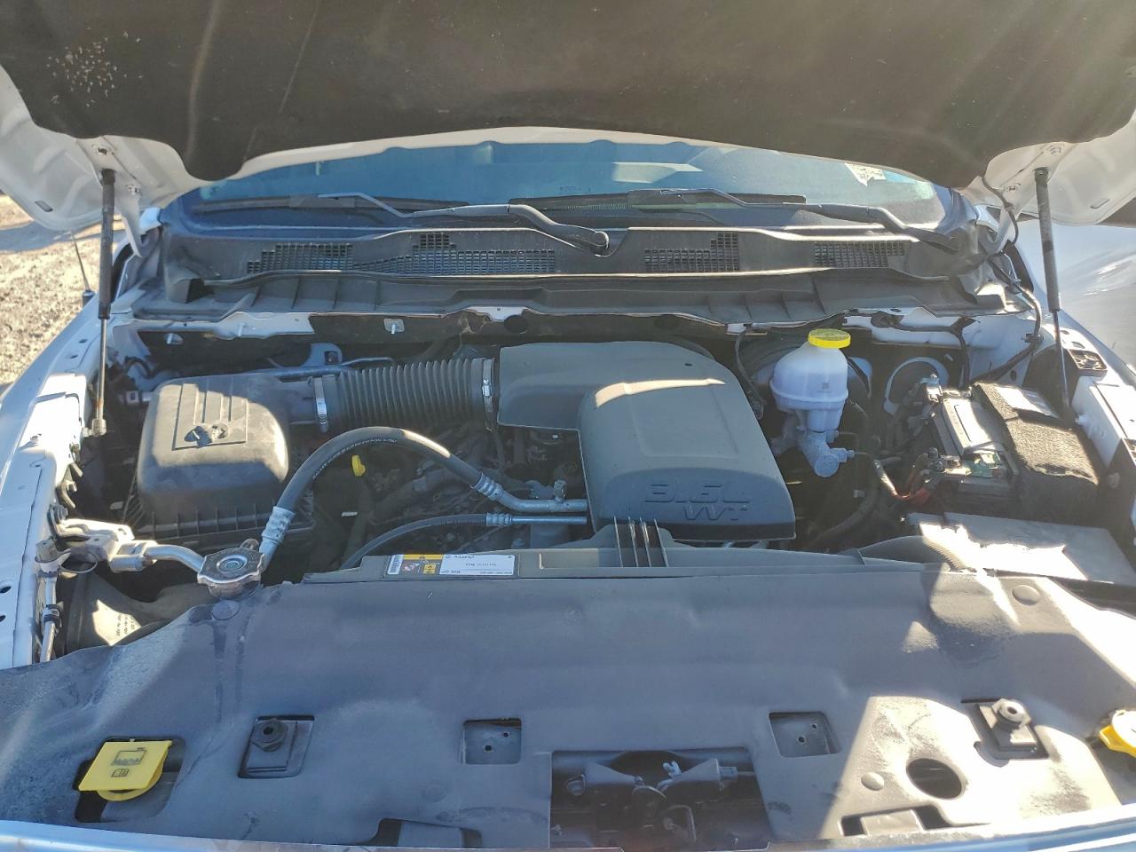 2022 RAM 1500 CLASSIC TRADESMAN photo 11