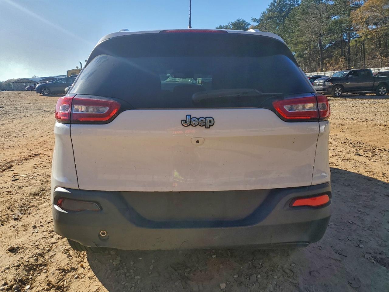 2018 JEEP CHEROKEE LATITUDE photo 6