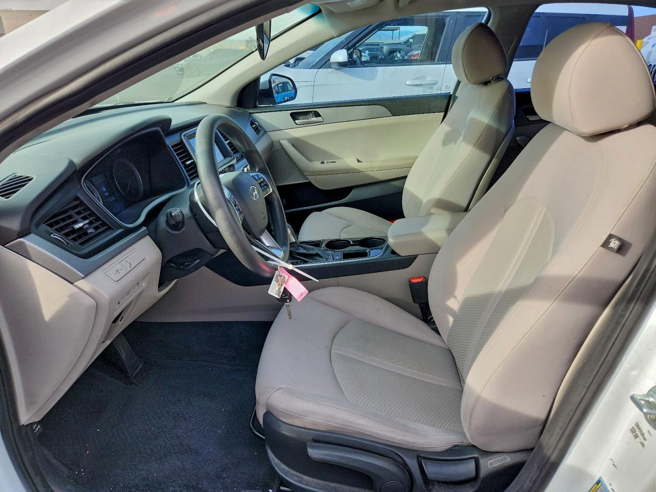 2018 HYUNDAI SONATA SE photo 7