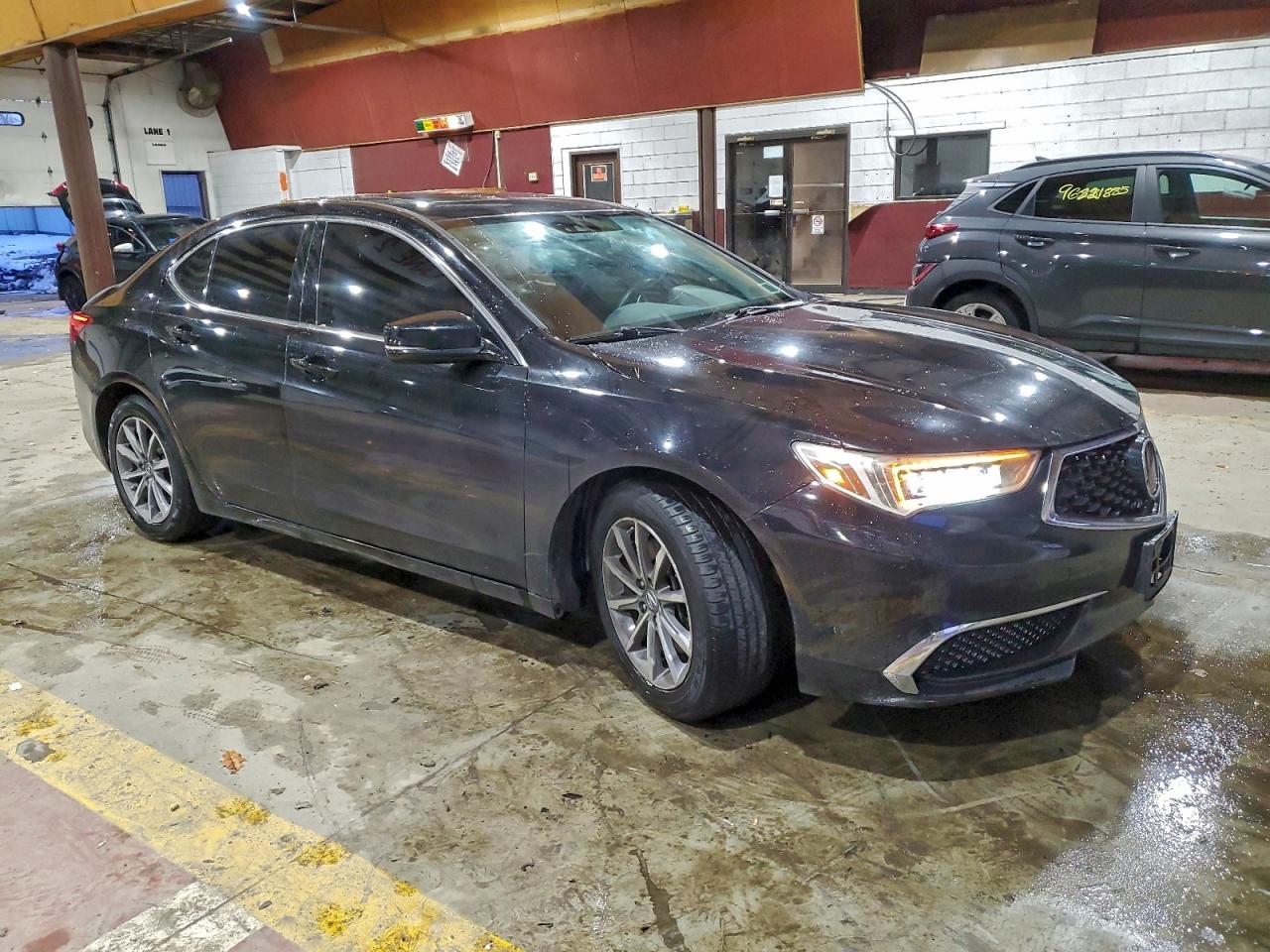 2018 ACURA TLX TECH photo 4