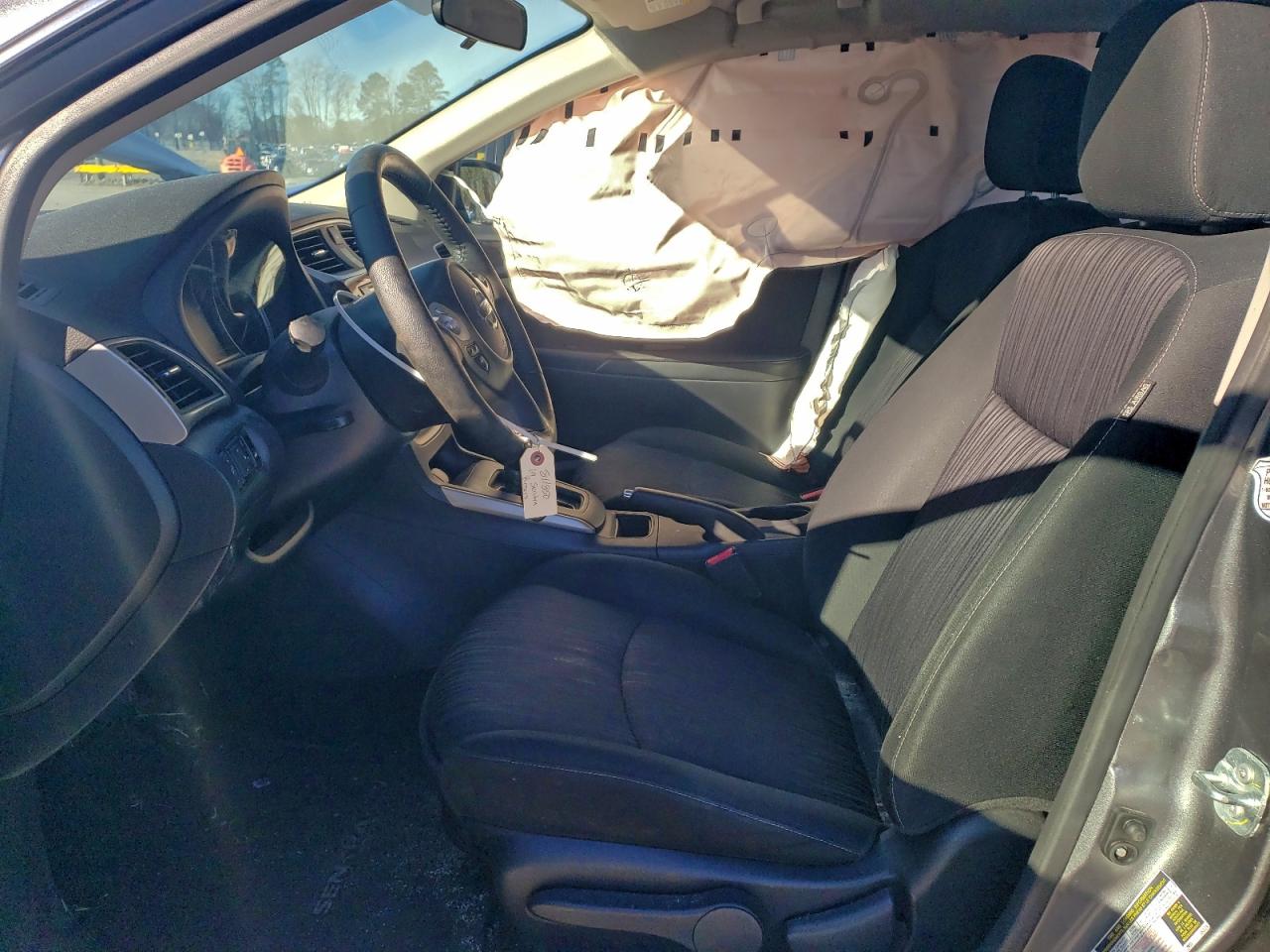 2019 NISSAN SENTRA S photo 7