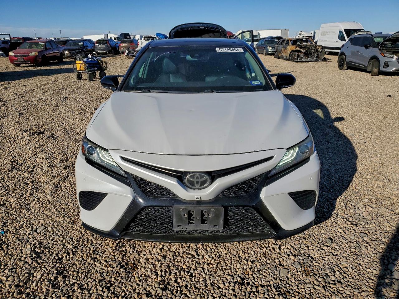 2019 TOYOTA CAMRY XSE photo 5