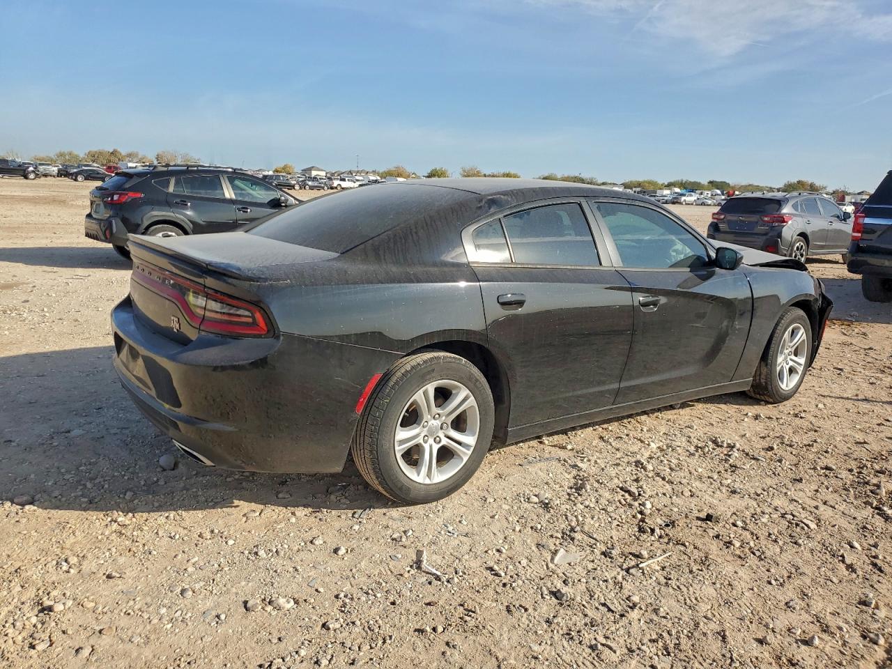 2016 DODGE CHARGER SE photo 3